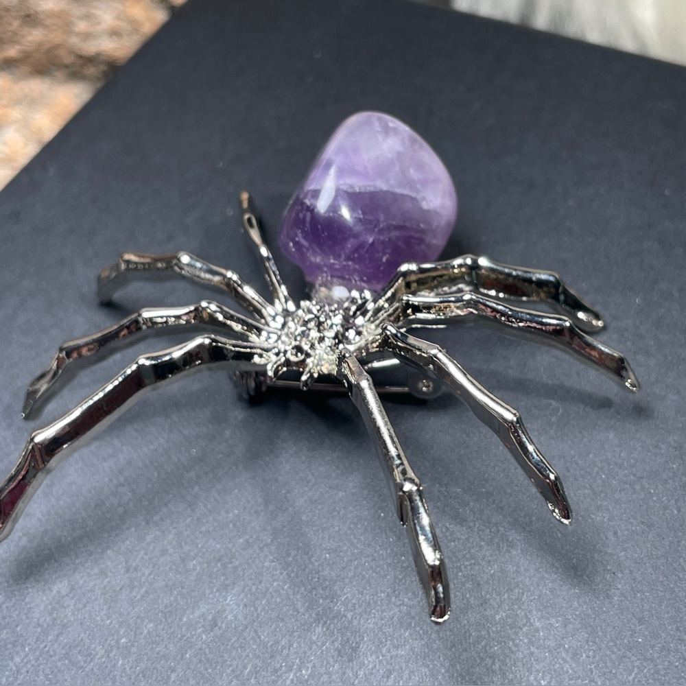 Amethyst Crystal Stone Silver Spider Brooch Artisan Made - Picture 3 of 10